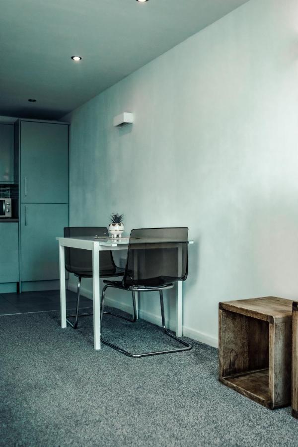 Apartments Dealhouse 4 Huddersfield Bagian luar foto